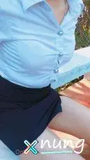 [Onlyfans] นักศึกษายั่วไม่ใส่กางเกงในนั่งเล่นหี