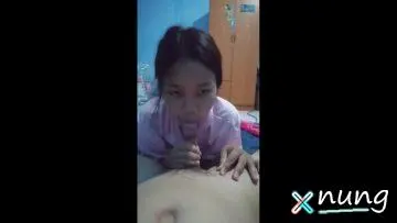 [คลิปหลุด] นักเรียนน่ารักอมควยเลียไข่ก่อนเย็ดสด