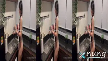 [Onlyfans amam7078] น้องแอมโดนเย็ดสดในครัวก่อนทำข้าว