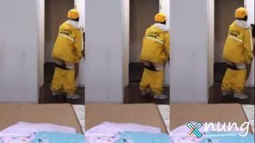 [สาวนักศึกษา] เงี่ยนยืนเย็ดหนุ่มส่งของหน้าประตู